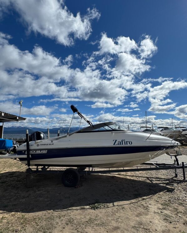 LANCHA QUIKSILVER 2002 CUDDY (2016)